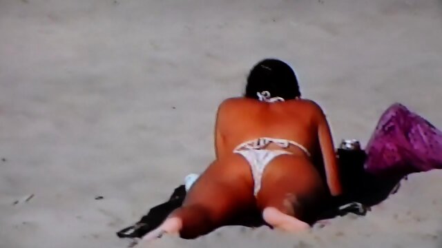 2020 Beach girls videos vol .90