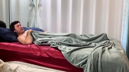 Stepmom asks her sister to help with stepson s porn addiction