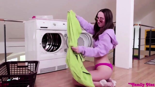 Impolite Teen Stepdaughter Pounded and Creampied by Stepdad