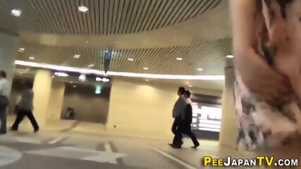 public, peeing, pissing, japanese