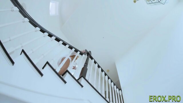 Nude Carmen Caliente bouncing on penis