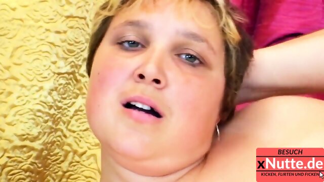 Deutsche Amateur BBW lasst sich in Muschi ficken.mp4