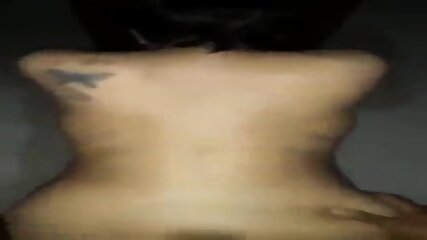 me la chupa por invitarle a salir