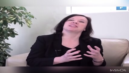 SEXY MILF TEACHER HAIR FLICKING