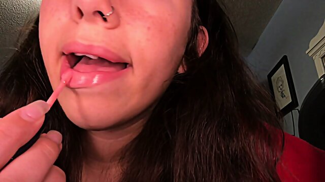 Lips #1. Izzy's asmr corner kisses lips