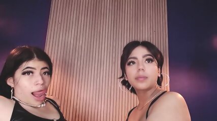 Latina Lesbians Fuck