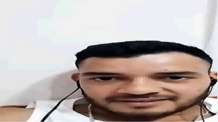 Mira a Josue Castillo