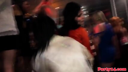 Euro Amateur Cockriding At Club During Party