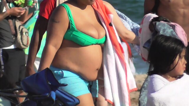 2022 Beach girls videos vol-203