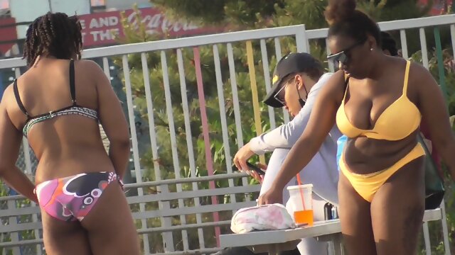 2022 Beach girls videos vol-293