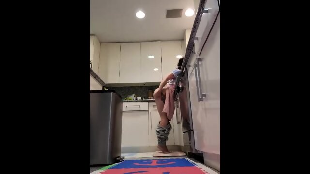 New Masturbator 566