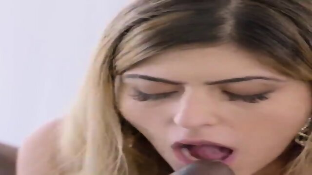 She Likes to Fuck 139