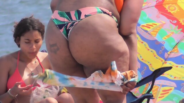 2022 Bikini Beach girls videos vol-725
