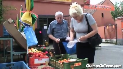 outdoors, old man, petite, youngvsold