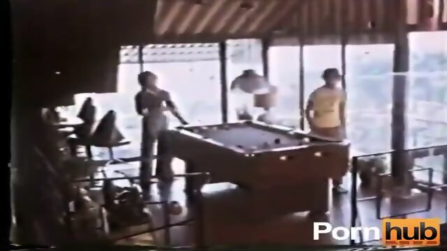 POOLHALL BAREBACK