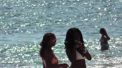 2022 Bikini Beach Girls Videos Vol-1621