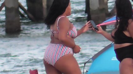 2022 Bikini Beach girls videos vol-1625
