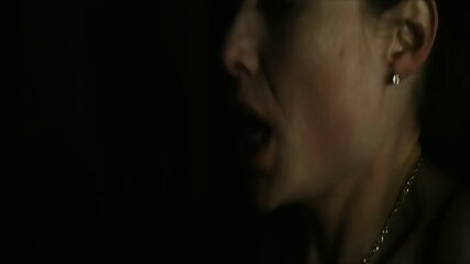Claire Forlani