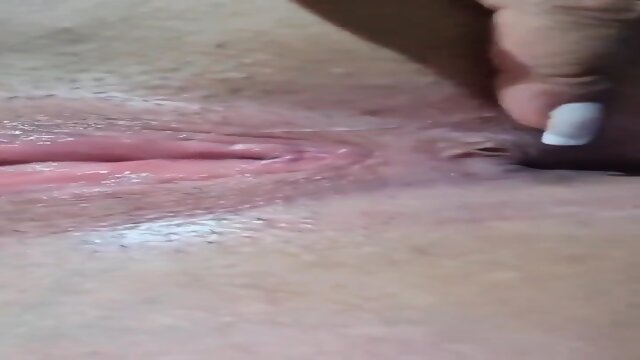Lesbian Tongue Fucks 142