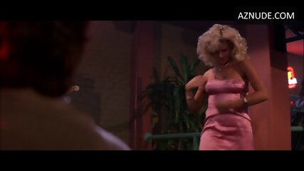 Road House strip