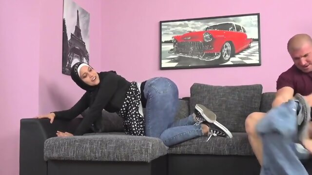 muslim escort bitch onlyfans tattoo japanese 18yo