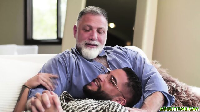Brock Banks learning how to be top by his boyfriend Rick Kelson