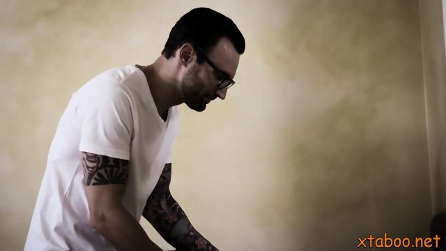 Sassy blonde girlfriend Madison Hart fucked hard