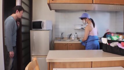 Big Tits House Cleaning Service [Decensored]