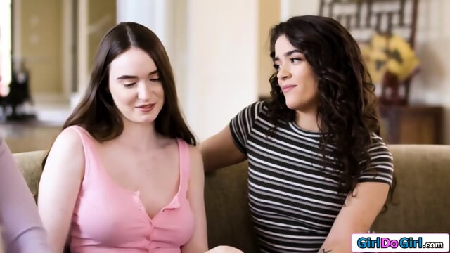 My babsitter wants to see me get rimmed by my busty stepmom