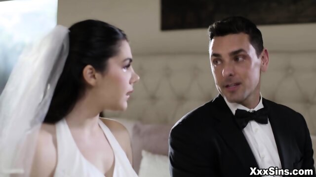 Ryan appreciates Valentina Nappi's naughty surprise