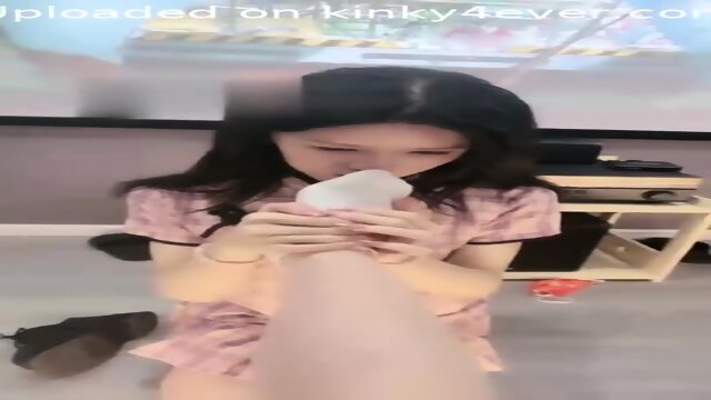 Chinese lesbian female roommate foot fetish