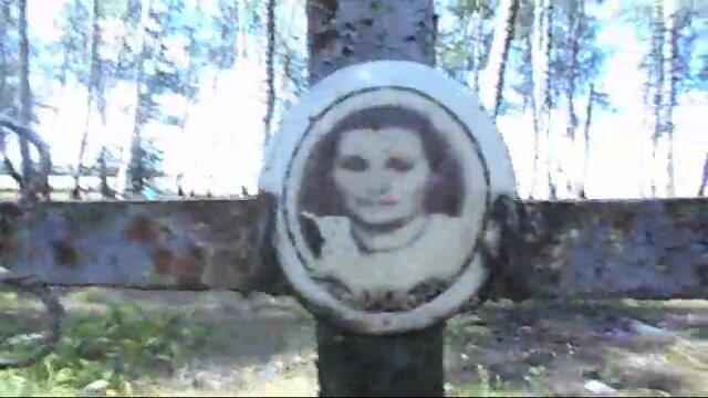 Women in the cemetery, get up, I've come to you! 32