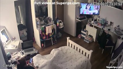 IPCAM â Redhead teen watches wild porn