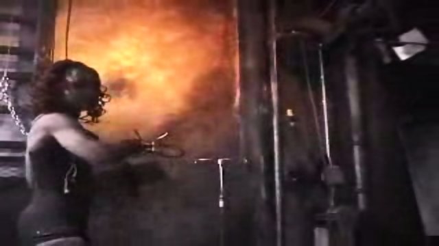 Interracial Lesbian Spanking