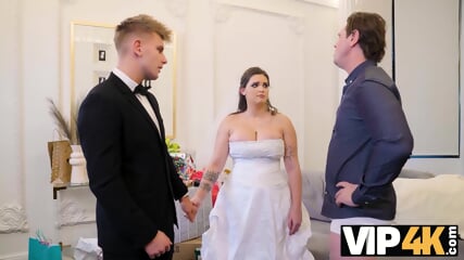VIP4K. Manager is ready to to cover the expenses in exchange for bride