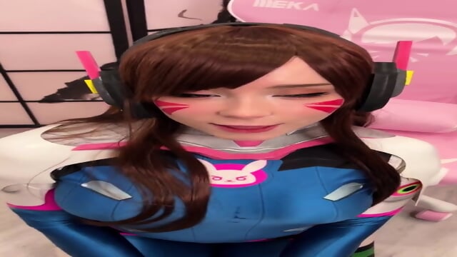 girl Cosplay D.Va from Overwatch and Sucks Dick till Facial