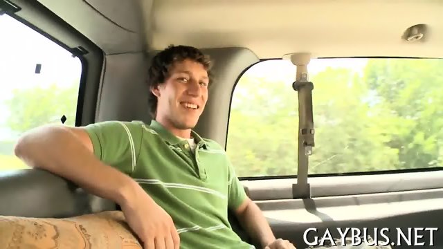 Satisfying blowjob with a homo