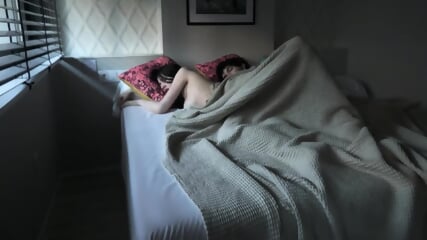 After The Walk Hard Fucked French Girlfriend She Screamed And Moaned Into The Pillow - Homemade Video