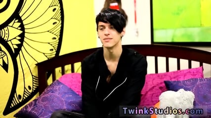 Gay Twinks And Daddies Milwaukee Wisconsin Local Jae Landen Gives Us A Good Interview.